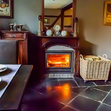 ベッド・アンド・ブレックファスト Le Secret Du Bois Bourseigne-Vieille